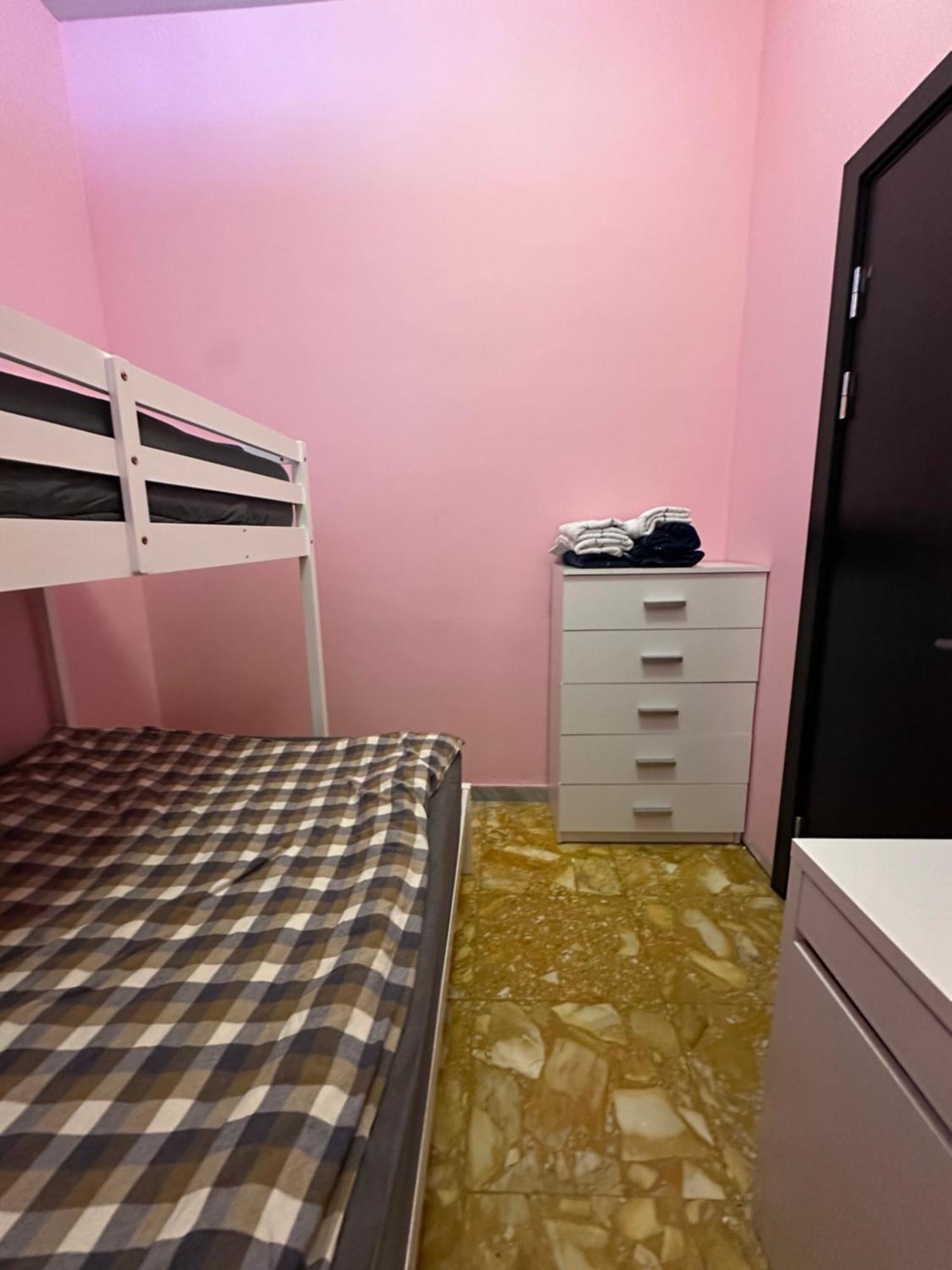 Affordable 3 Roms Appartment With Special Price Summer 2025 Доляни Екстериор снимка